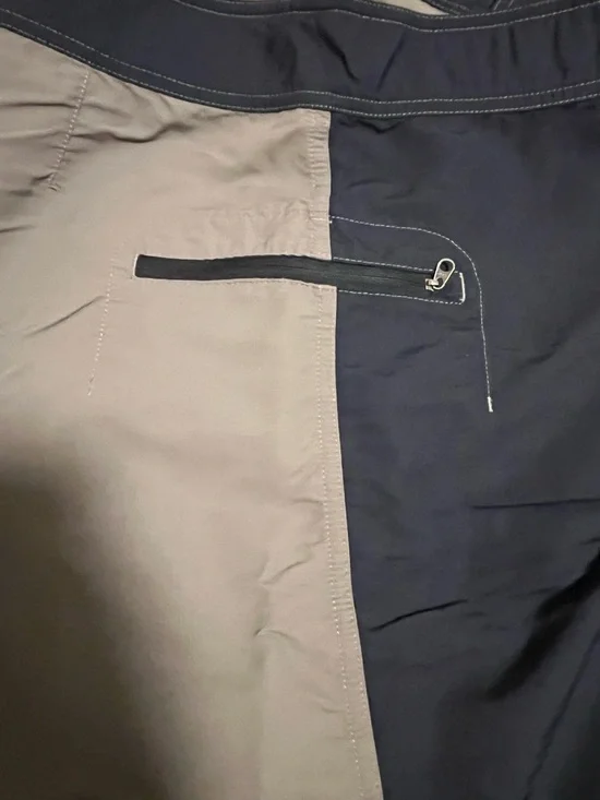 Patagonia Two-Tone Navy/Tan Men's Swim/Board Shorts-Men’s 38 - Picture 5 of 6